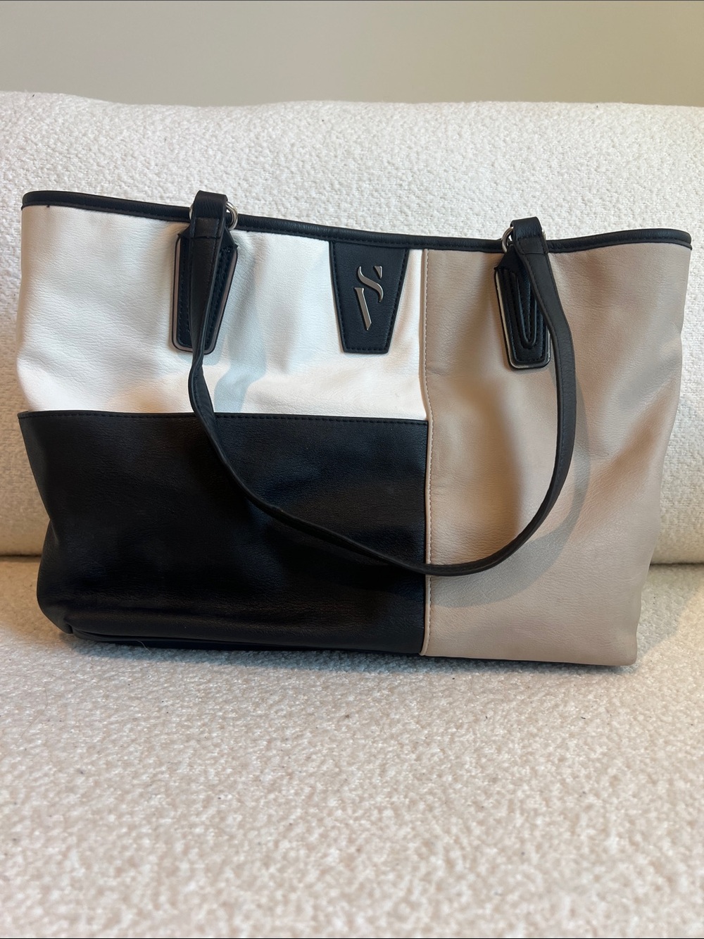 Simply Vera Vera Wang Two-Tone Black and Cream Block Tote